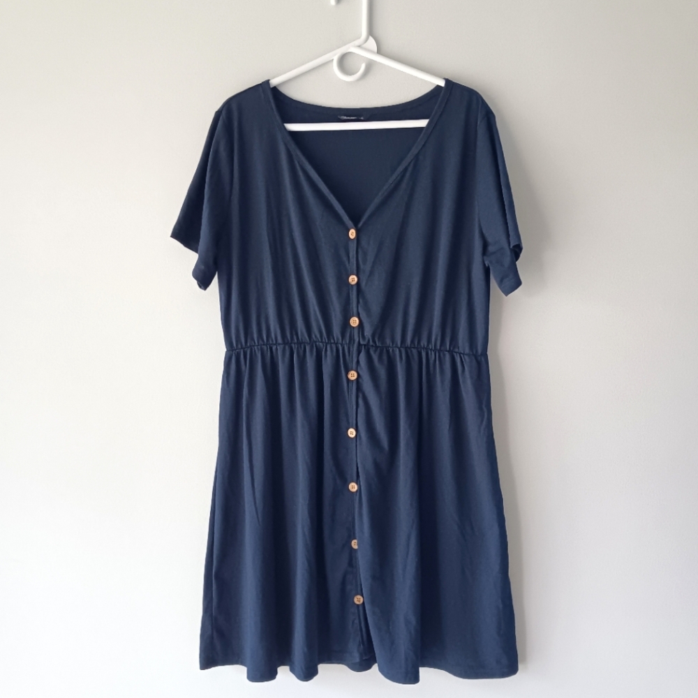 Shein Curve Short-Sleeved V-Neck Fixed Button Pleated A-Line Dress Blue 1XL